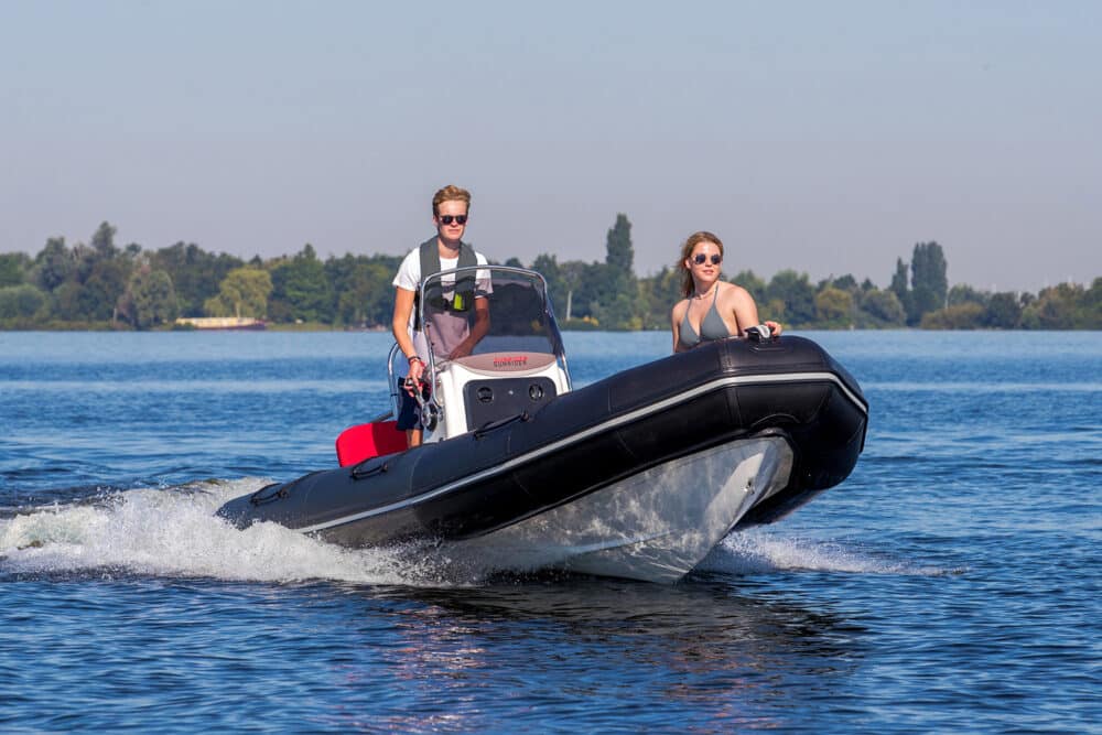 Bombard Sunrider 550 rib with honda 60hp rubber boat